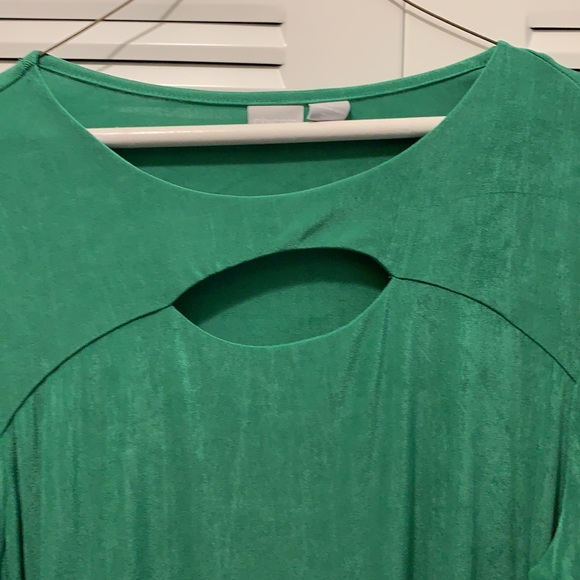 Chico’s Size 16/18 green long sleeve top. 95% acetate, 5% spandex mesh, Stretchy - Picture 2 of 6